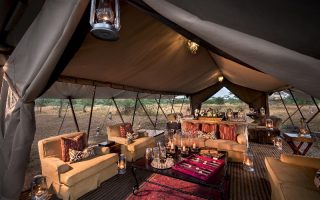Lounge-tent-andBeyond-Serengeti-Under-Canvas